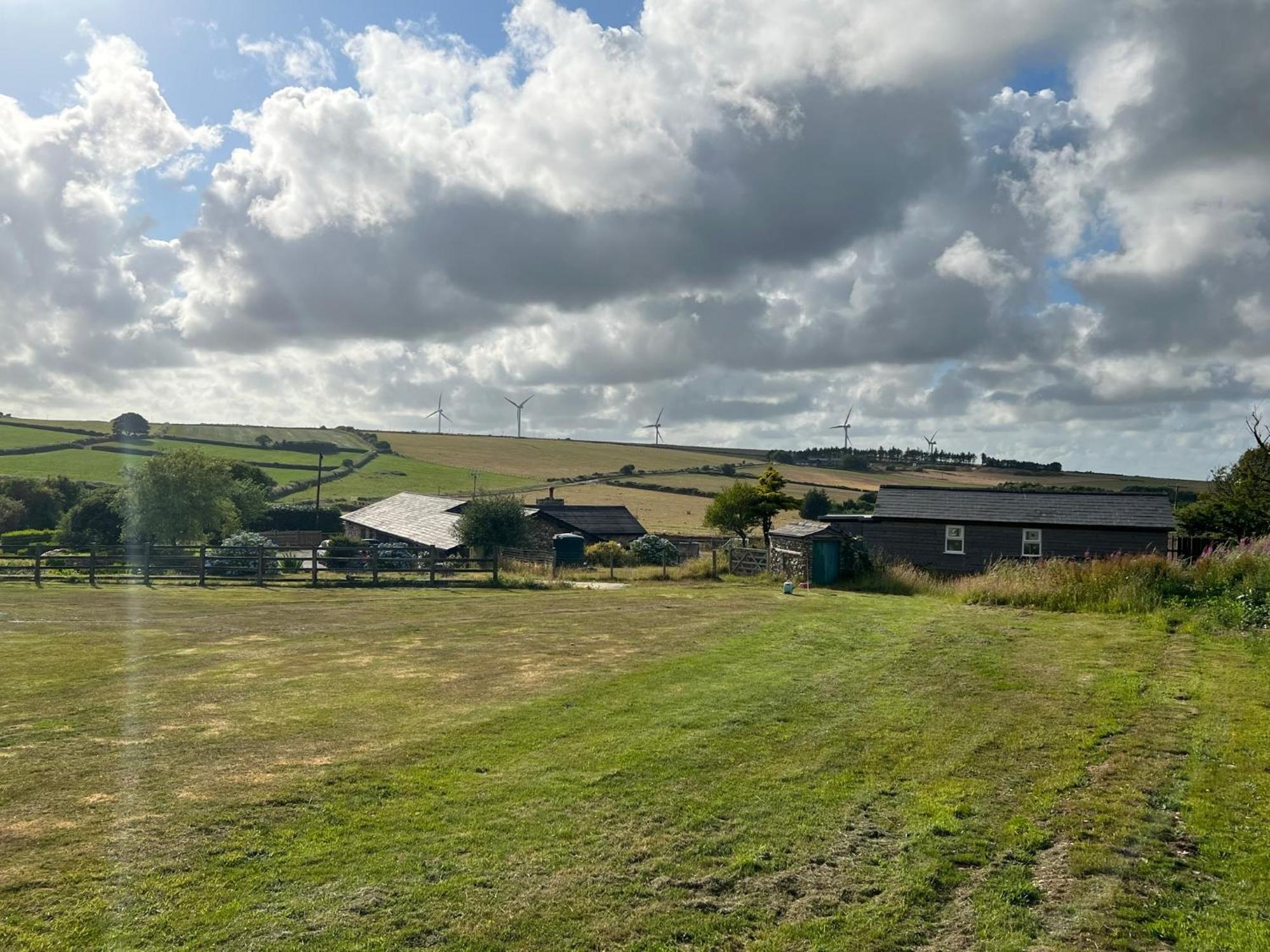 Toms Hut And Robins Rest Shepherd Huts Near Wadebridge Luaran gambar